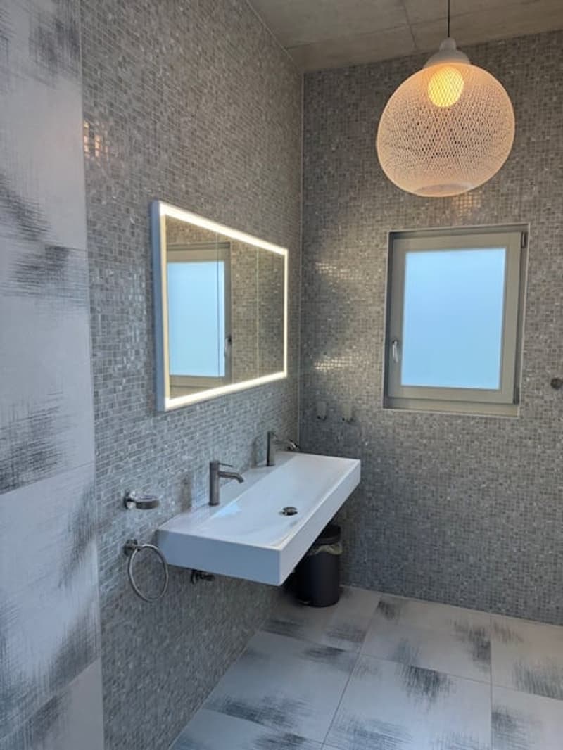 Modernist Villa of 2 Apartments + Commercial Spaces (7)