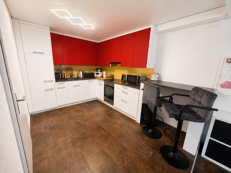Moderne 2-Zimmer-Wonung mit eigener Terrasse in Ennetbaden (3)