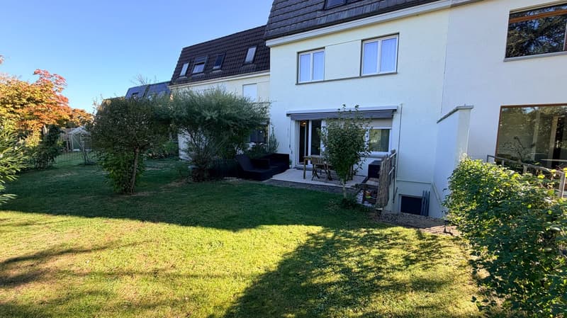 6.5-Zimmer-Familienhaus an sonniger, ruhiger Lage, umfassend renoviert (1)