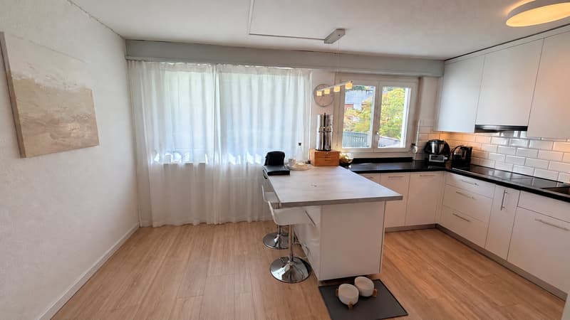 6.5-Zimmer-Familienhaus an sonniger, ruhiger Lage, umfassend renoviert (4)