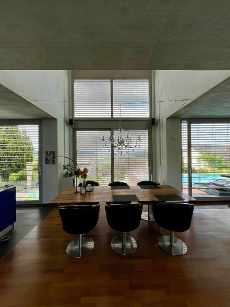 Maison unifamiliale moderne dans un emplacement de rêve avec piscine (6)