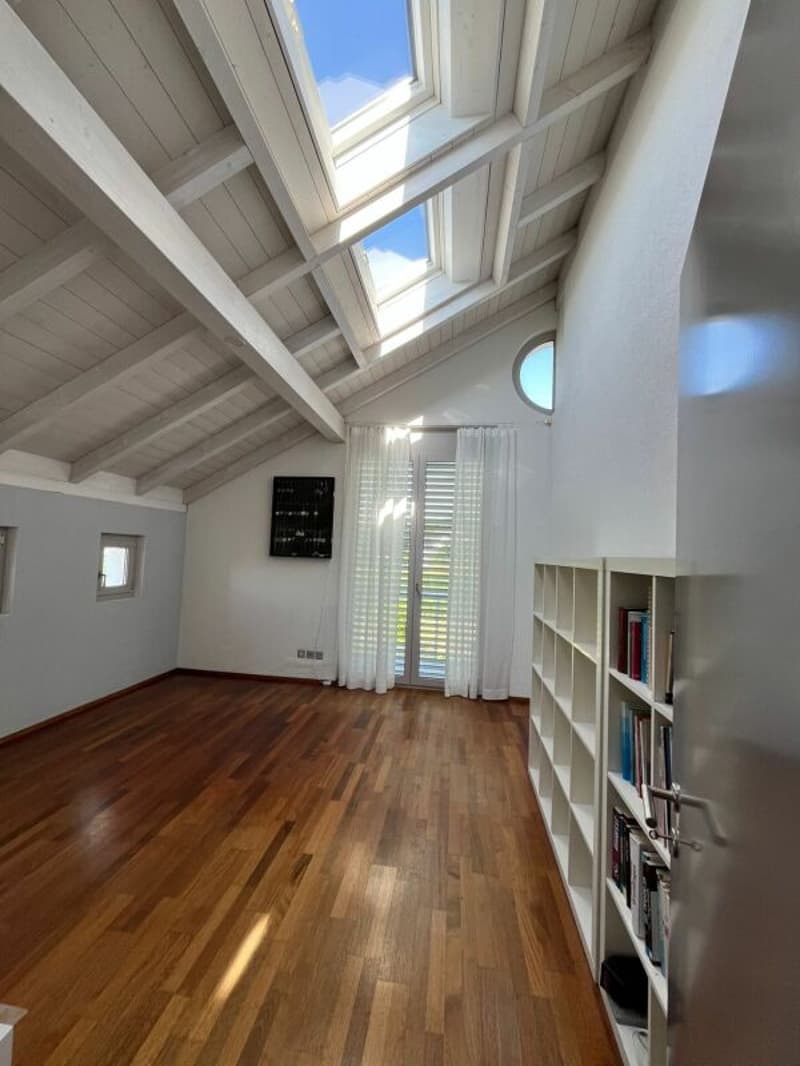 Maison unifamiliale moderne dans un emplacement de rêve avec piscine (12)