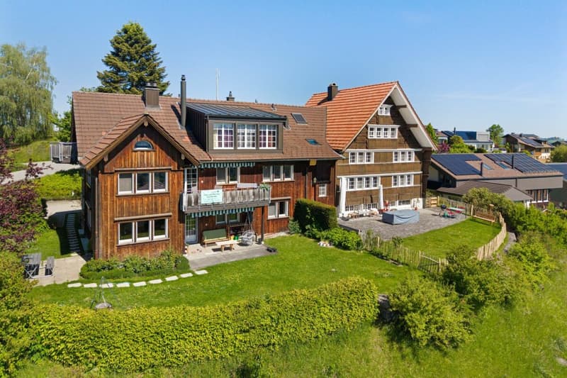 Newly renovated and modern apartment in a green area with great views (1)