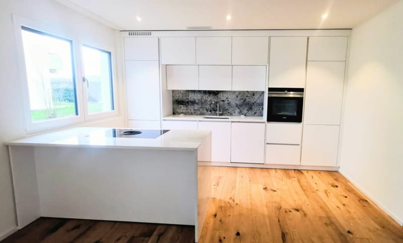 Exclusive garden apartment with privacy & stable returns (3)