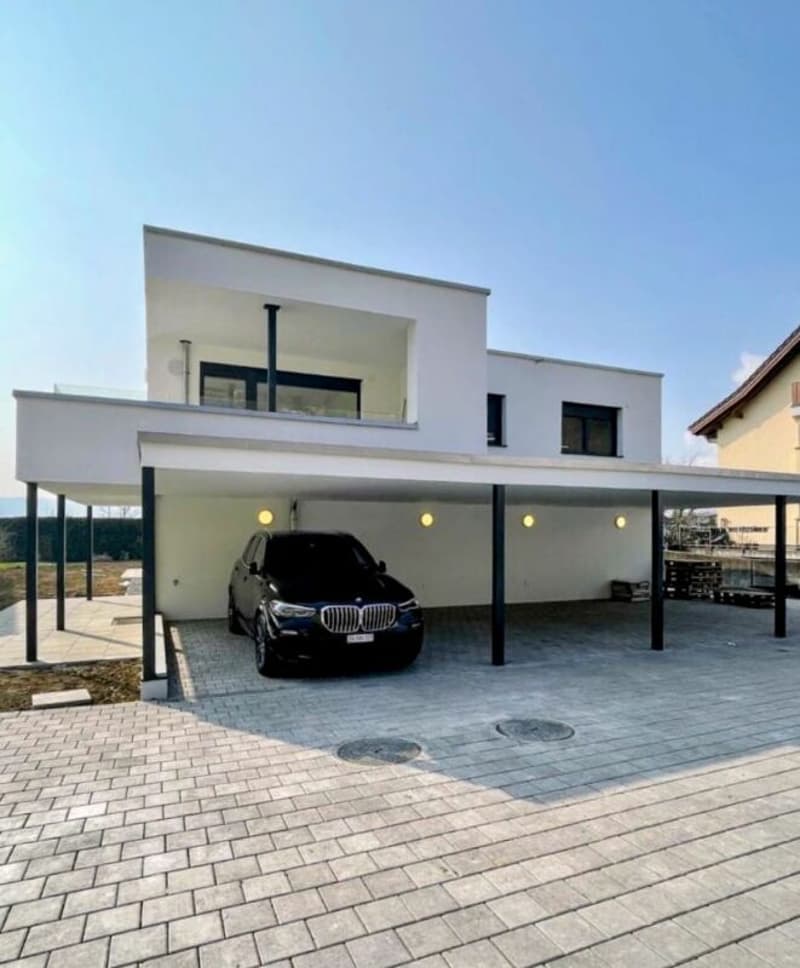 Exclusive garden apartment with privacy & stable returns (2)
