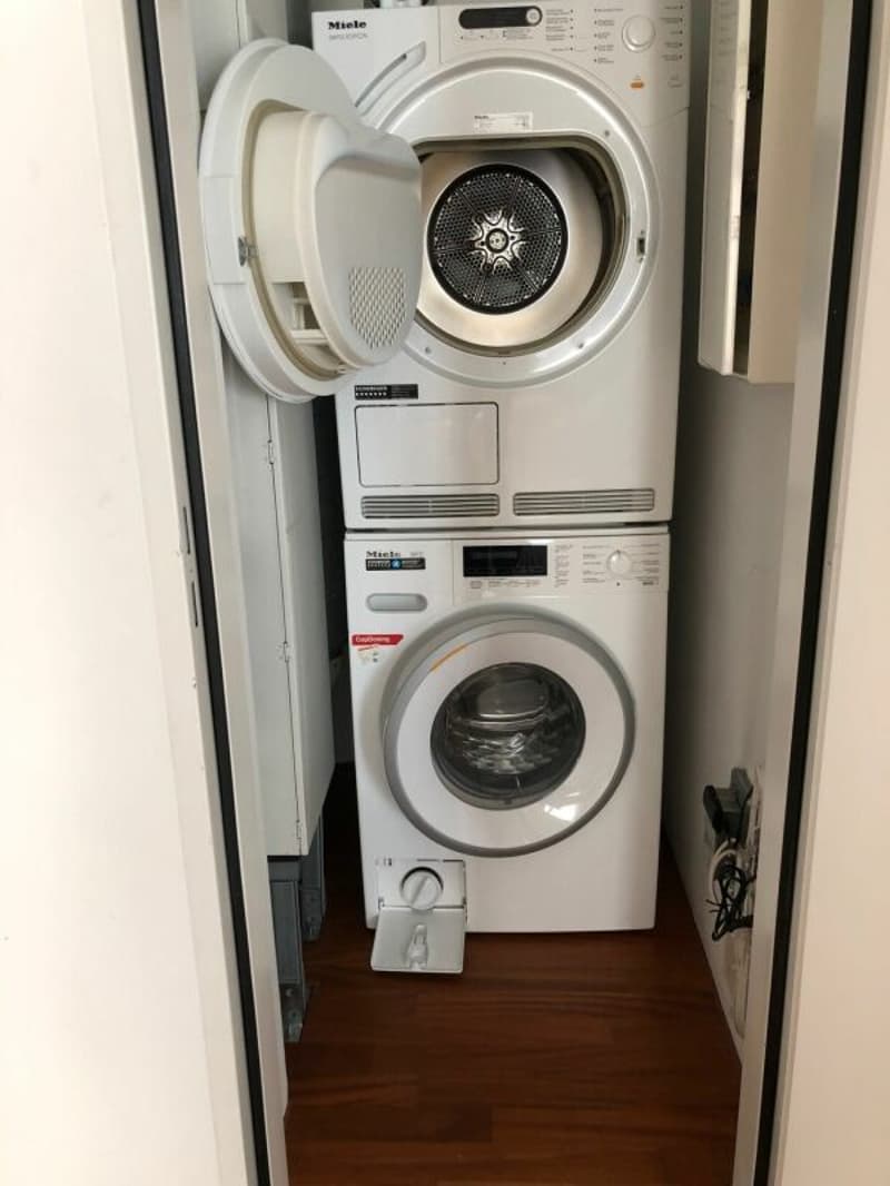Moderne Loftwohnung in einem historischen Gebäude im Herzen von Zürich Enge (9)
