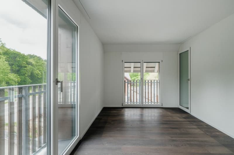 Appartement moderne et lumineux de 3,5 pièces avec deux balcons (10)