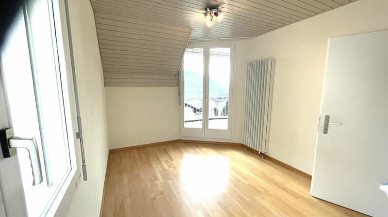 Casa angolare di 5,5 locali con vista molto bella e doppio garage (8)