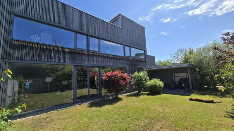 Familiare e in posizione tranquilla vicino ad Aarau Grande casa (semi-) indipendente nella tranquilla Aarauerfeld a Suhr (1)