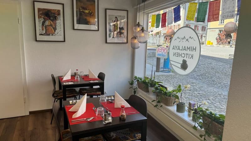 Tibetan-Asian take-away with 6 seats and expansion potential for sale (1)