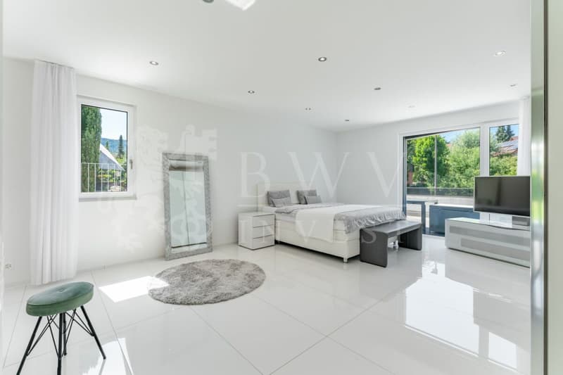 Modernes Designhaus mit Pool | 310 m² Wohnfläche | viel Privatsphäre (9)