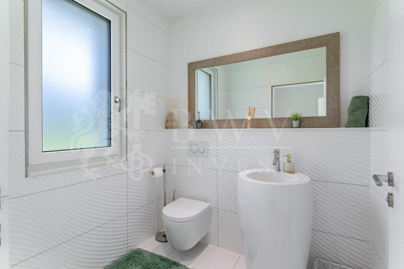 Modernes Designhaus mit Pool | 310 m² Wohnfläche | viel Privatsphäre (11)