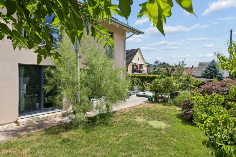 Exclusive new-build villa with designer kitchen - 35 minutes from Zurich (13)