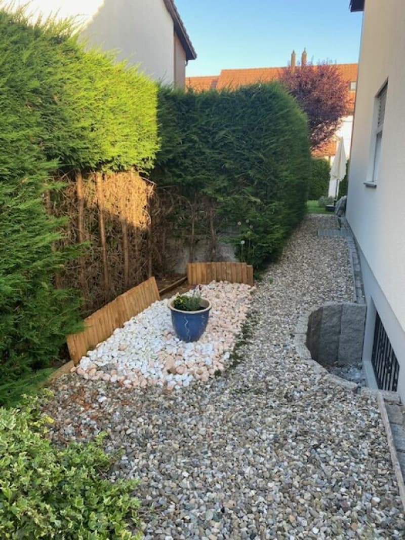 An ideal family idyll in a top location in Reinach BL, 6.5-room corner single-family house (3)