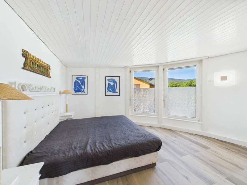 Chefs-d'œuvre architecturaux : Deux maisons rondes exclusives dans un excellent emplacement avec 150m2 chacune sur un terrain de 902m2, idéal pour une grande famille ou des investisseurs. (11)