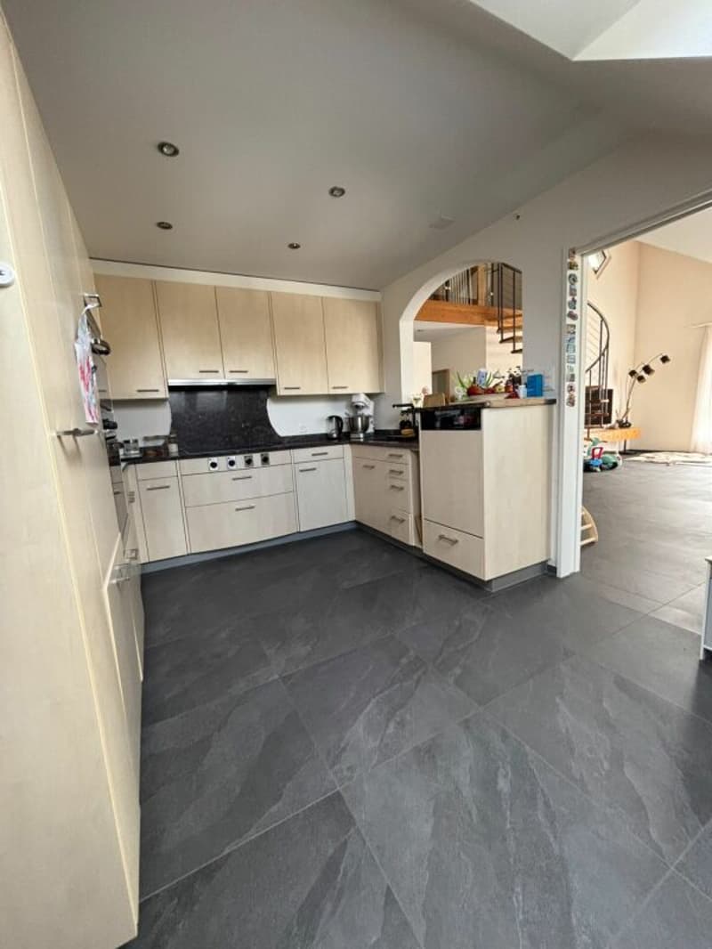 Grosse 5.5-Zimmer-Maisonettewohnung mit Galerie (4)