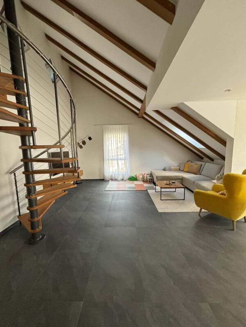 Grosse 5.5-Zimmer-Maisonettewohnung mit Galerie (5)