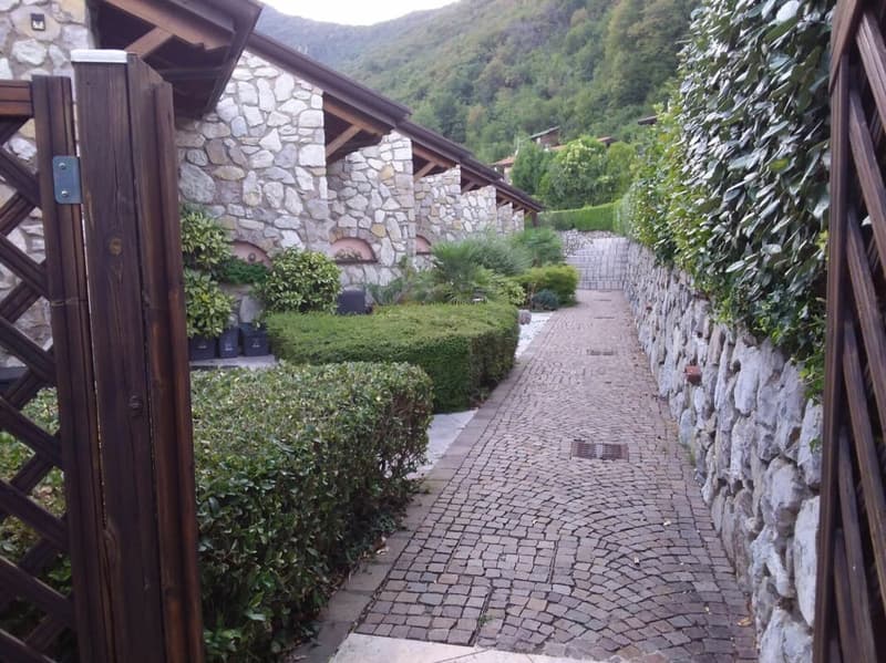 Charmantes Reiheneckhaus mit Poolidylle nahe Salo (Gardasee) (2)