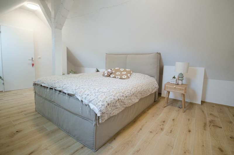 Attractive 3.5-room attic apartment with gallery (8)