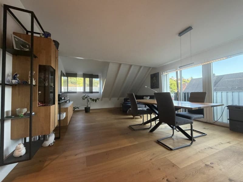 Appartement 2.5 pièces élégant à Hölstein - de haute qualité, calme et prêt à être occupé (4)