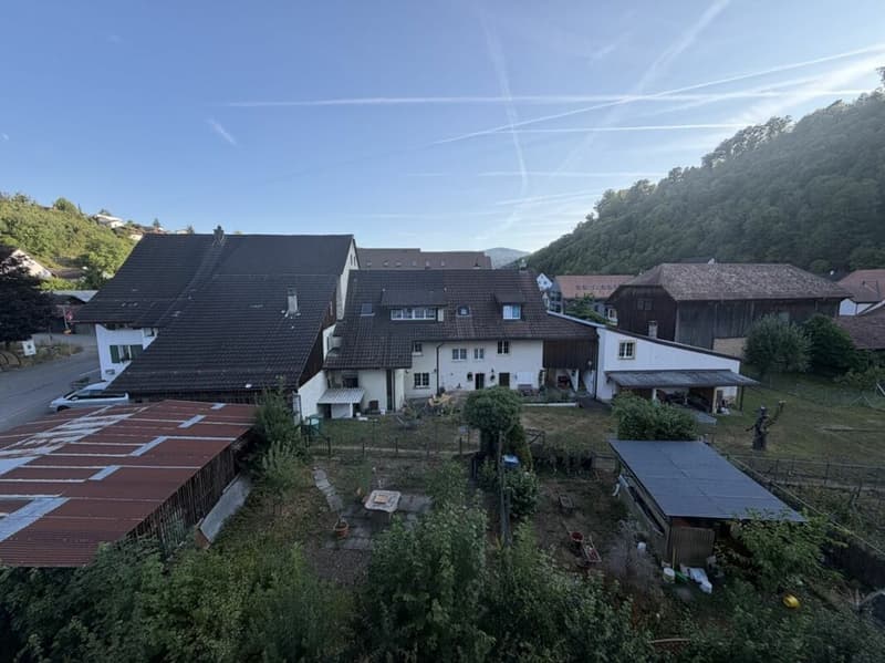 Appartement 2.5 pièces élégant à Hölstein - de haute qualité, calme et prêt à être occupé (7)