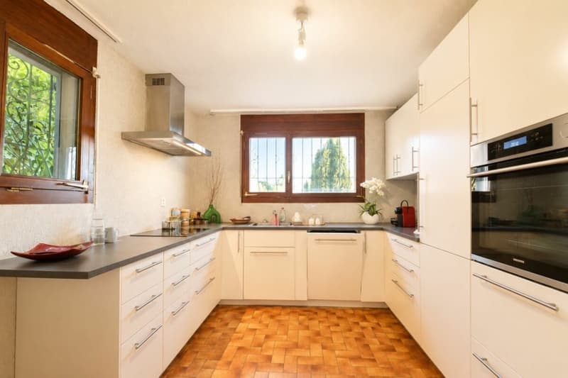 8-1/2-Zimmer Einfamilienhaus mit unverbaubarer SW-Aussicht - Nähe ÖV und Schulen in Dornach (9)
