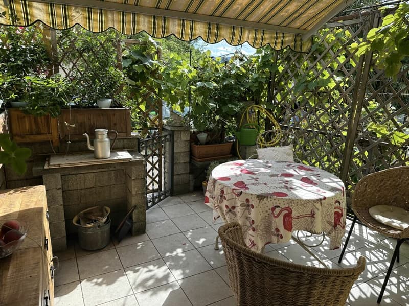 Tessiner Haus auf dem Hügel Artore in Bellinzona renoviert, mit Atelier und Garten (7)