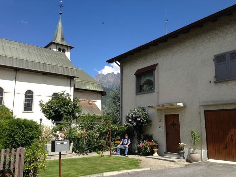 Freistehendes Einfamilienhaus im Zentrum mit Garten und Waldstück (13)