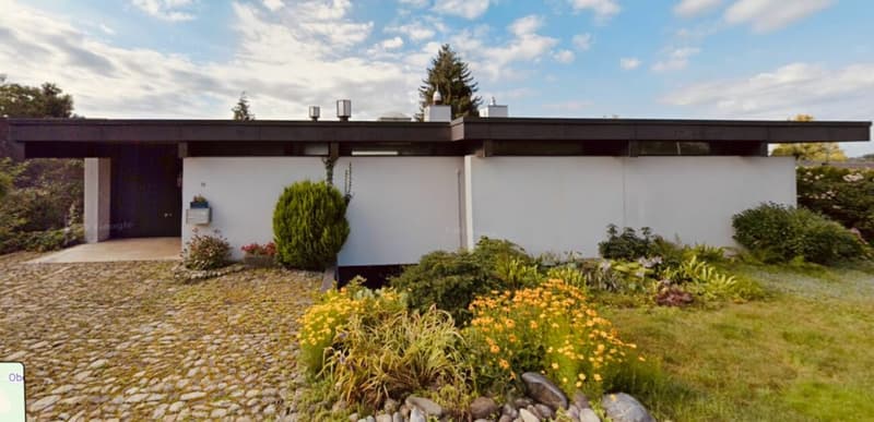 Freistehendes 7-Zimmer-Einfamilienhaus mit Pool und Weitsicht (2)