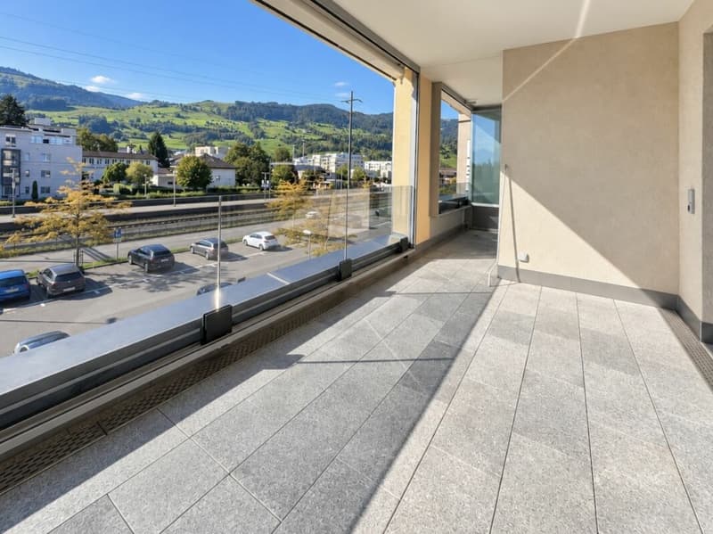 Grosszügig geschnittene 4.5-Zimmer-Wohnung in Lachner Bahnhofsnähe zu vermieten (1)