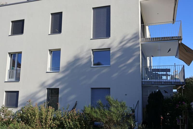 Attracktive 2.5-Zimmer-Wohnung mit Weitblick in die Weinreben (5)
