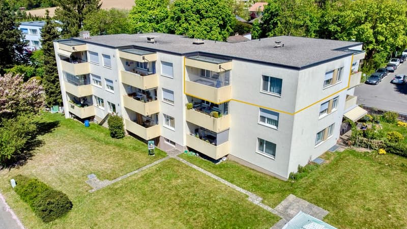 Well-maintained 4.5-room apartment with balcony and panoramic view (1)