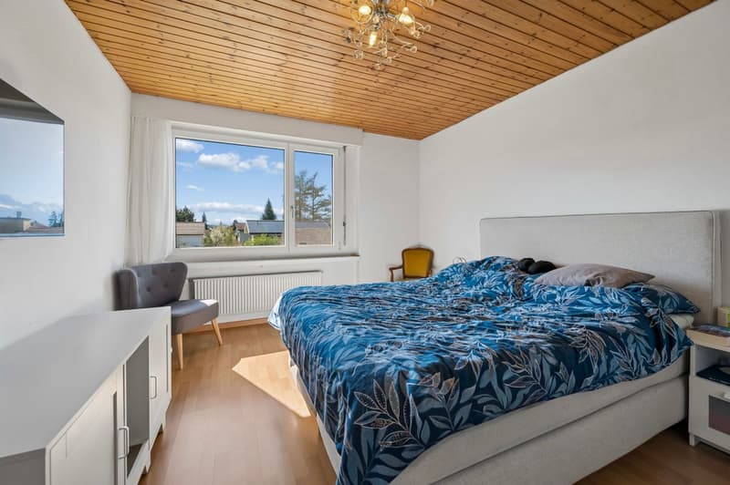 Appartamento di 4.5 locali ben mantenuto con balcone e vista panoramica (8)