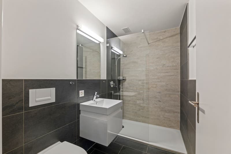 Badezimmer Nr. 2 mit Dusche