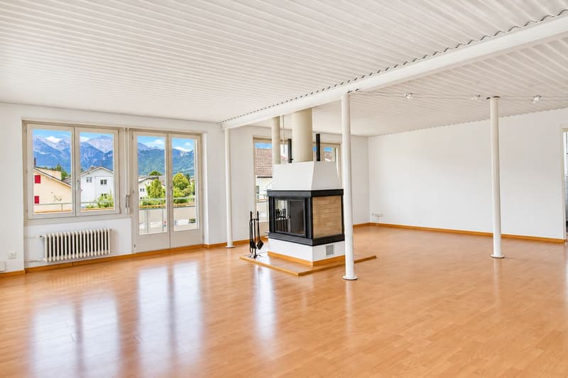 3-Zimmer-Loft mit Cheminée, Bergsicht, Balkon und Terrasse in Thun (3)