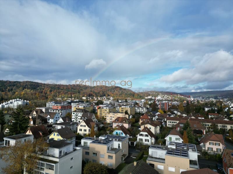Grosszügige 5.5-Zimmer-Wohnung mit Loggia an zentraler Lage in Wettingen (6)