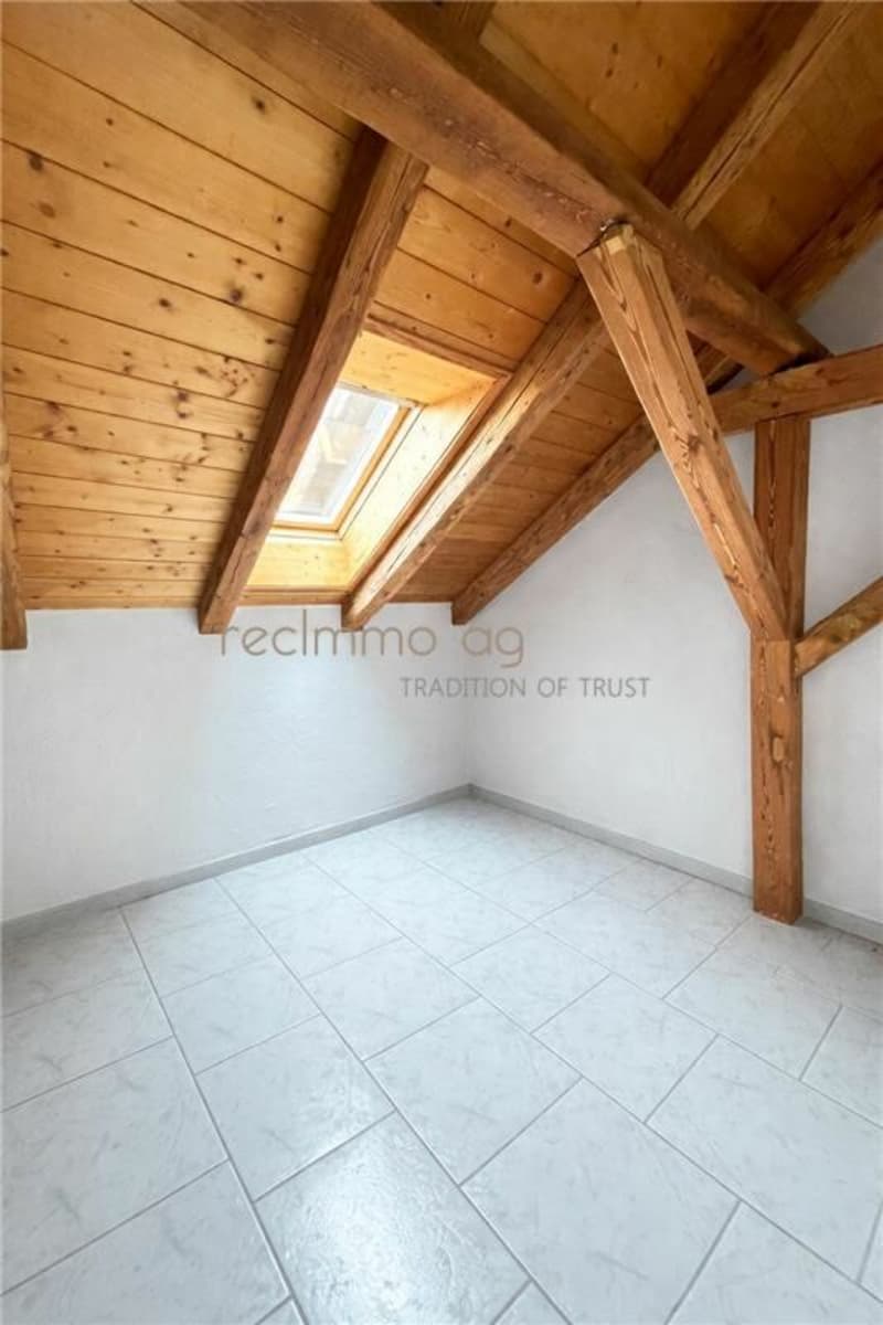 Charmante Doppelhaushälfte mit Fachwerkcharme, Garten & 170 m² Wohnfläche (7)