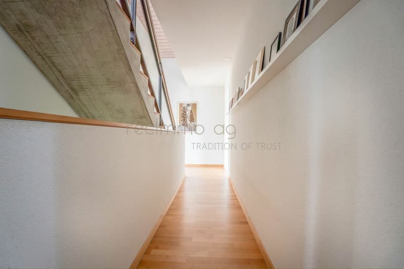 Family-friendly 6.5-room row house with garden and direct access to the underground garage in Obfelden (10)