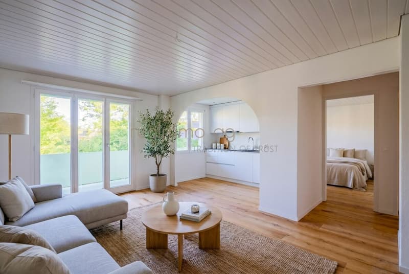 Frisch sanierte 2.5-Zimmer-Wohnung im Baurecht mit Balkon und Garagenplatz in Brugg (2)