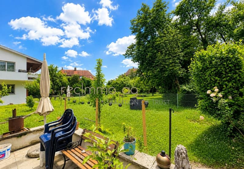 Charmant appartement de 6,5 pièces avec jardin et espace extérieur spacieux à Aarburg (1)