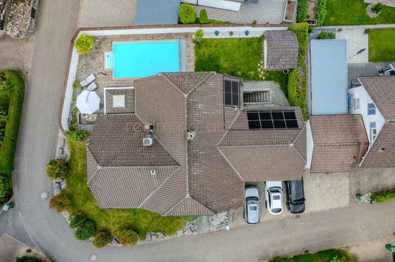 Familienparadies mit Pool, Wintergarten und viel Privatsphäre (14)