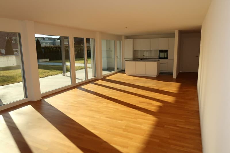 Appartement de jardin exclusif 5.5 pièces avec un niveau de finition haut de gamme à Einsiedeln (10)
