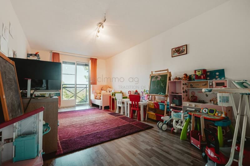 Appartamento in proprietà di 4,5 locali con balcone coperto a Cham (9)