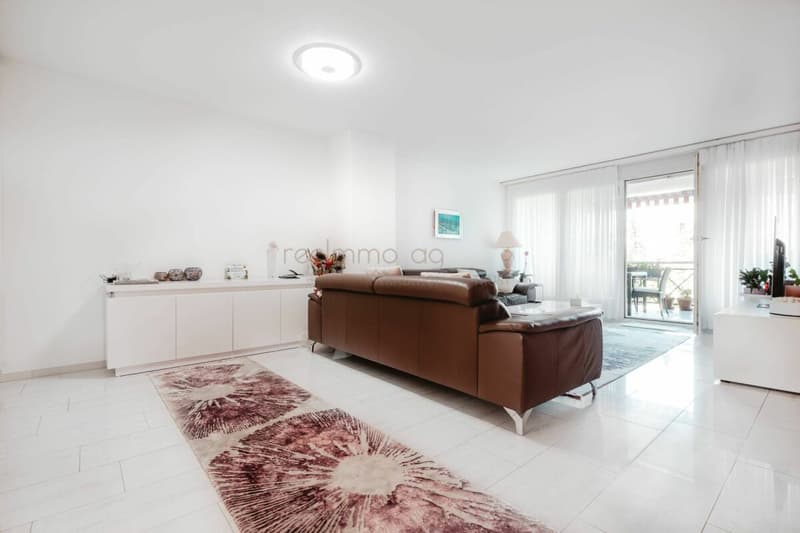 Appartamento in proprietà di 4,5 locali con balcone coperto a Cham (7)