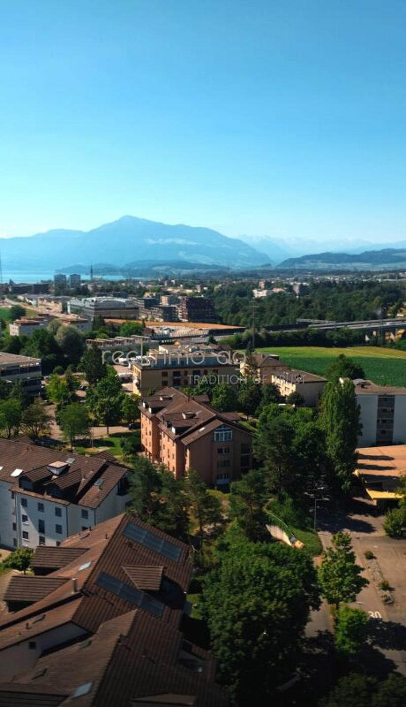 Appartamento in proprietà di 4,5 locali con balcone coperto a Cham (8)