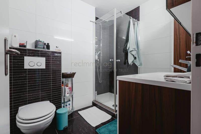 Appartamento in proprietà di 4,5 locali con balcone coperto a Cham (4)