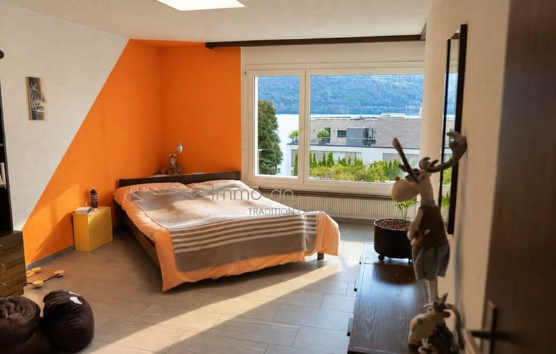 Attraktive 5.5 Zimmer Wohnung mit Seesicht (3)
