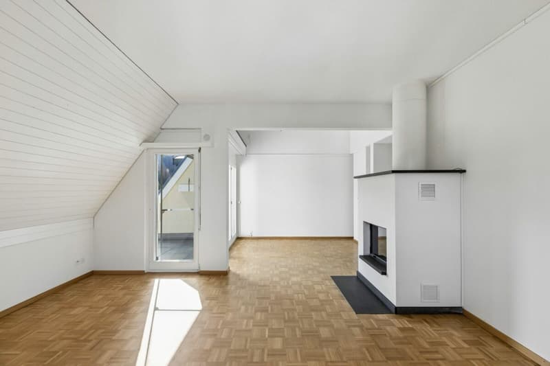 Spacious 5.5-room maisonette apartment with charm, hobby room & potential (9)
