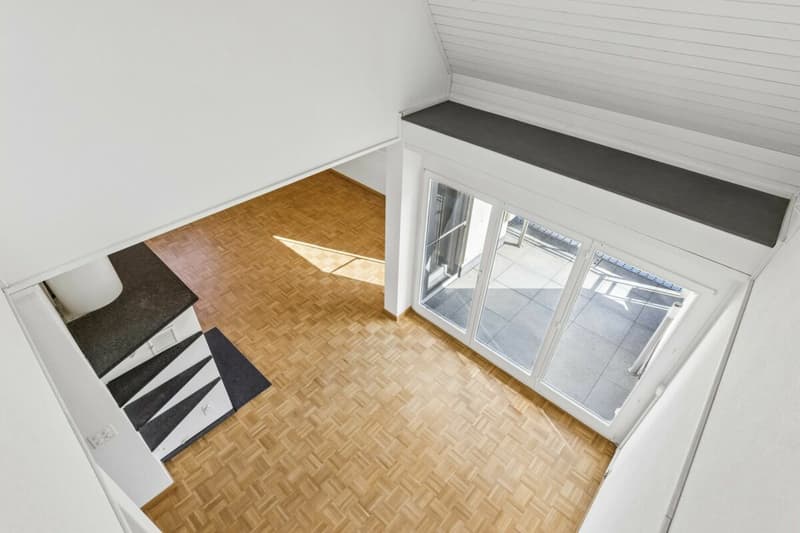 Spacious 5.5-room maisonette apartment with charm, hobby room & potential (21)