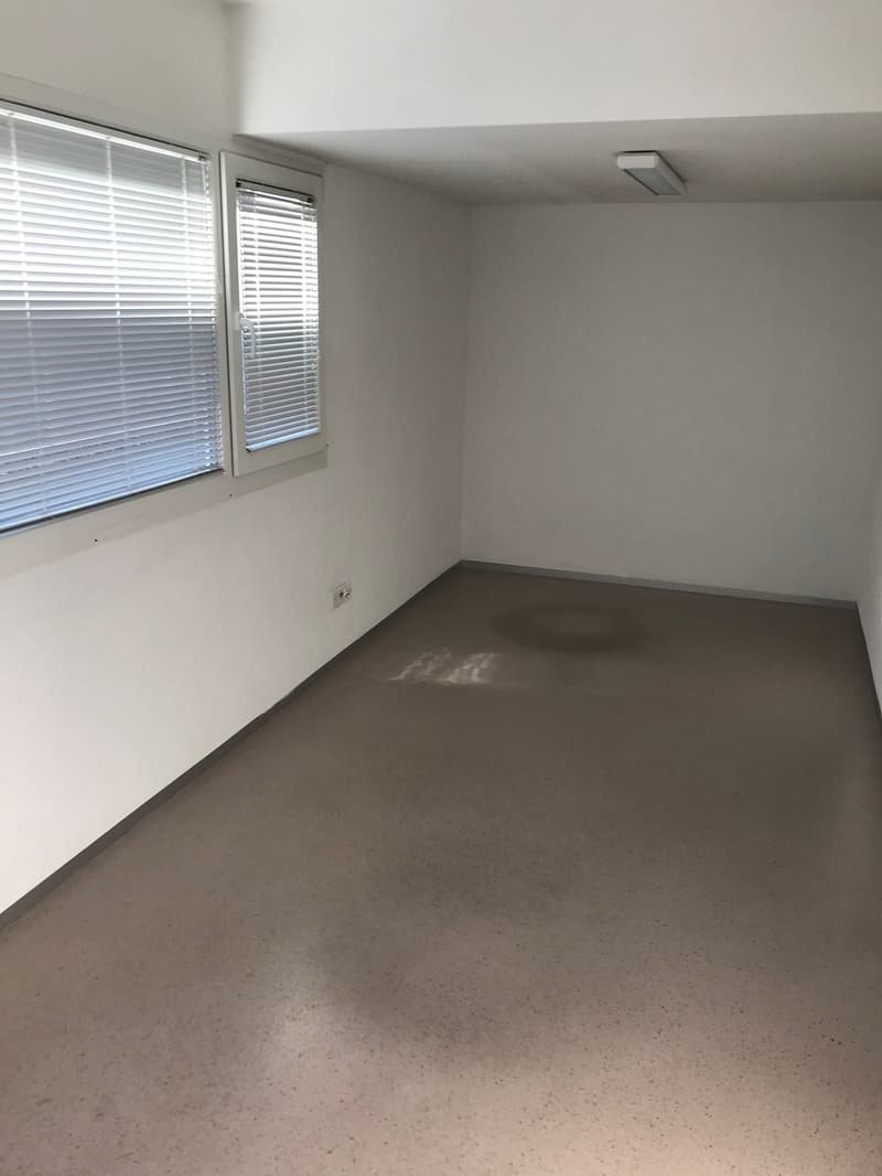 Storage Space / Available Space for Rent (4)